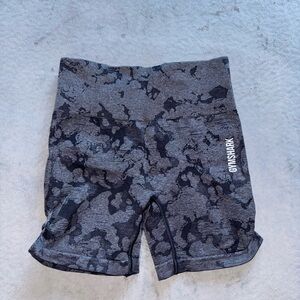 Vital Seamless Camo Gymshark shorts - black and grey
